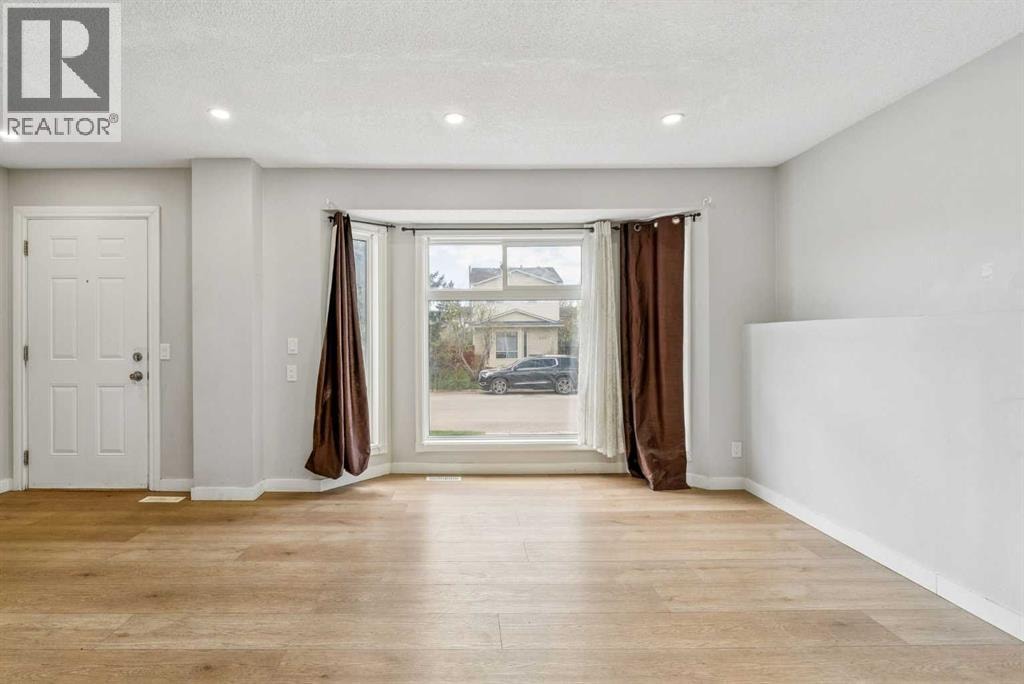 367 Martinbrook Place NE — photo 3