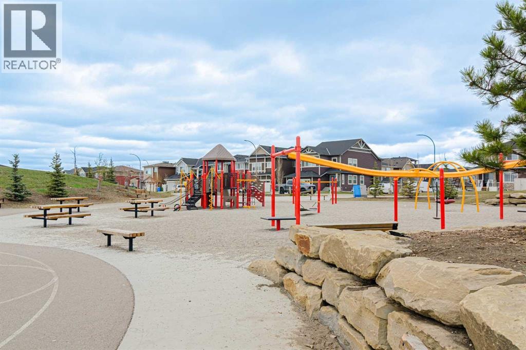 70 Saddlestone Green NE — photo 42