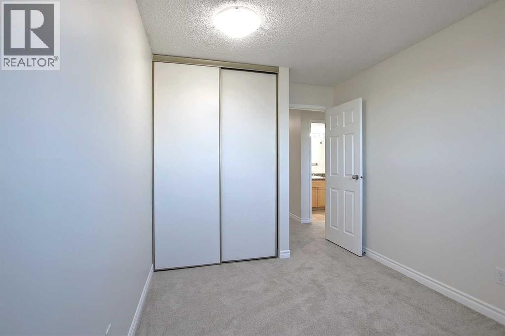 1211, 738 3 Avenue SW — photo 26