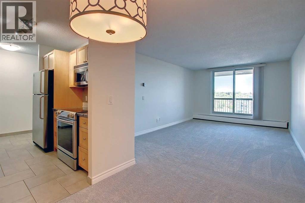 1211, 738 3 Avenue SW — photo 14