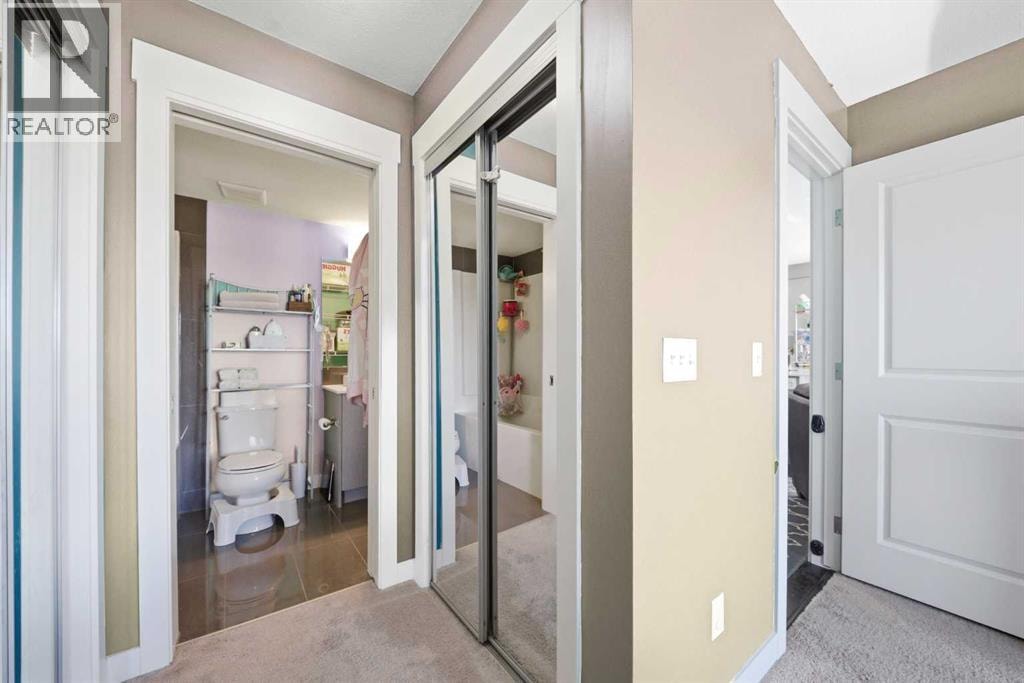 7415, 302 Skyview Ranch Drive NE — photo 11