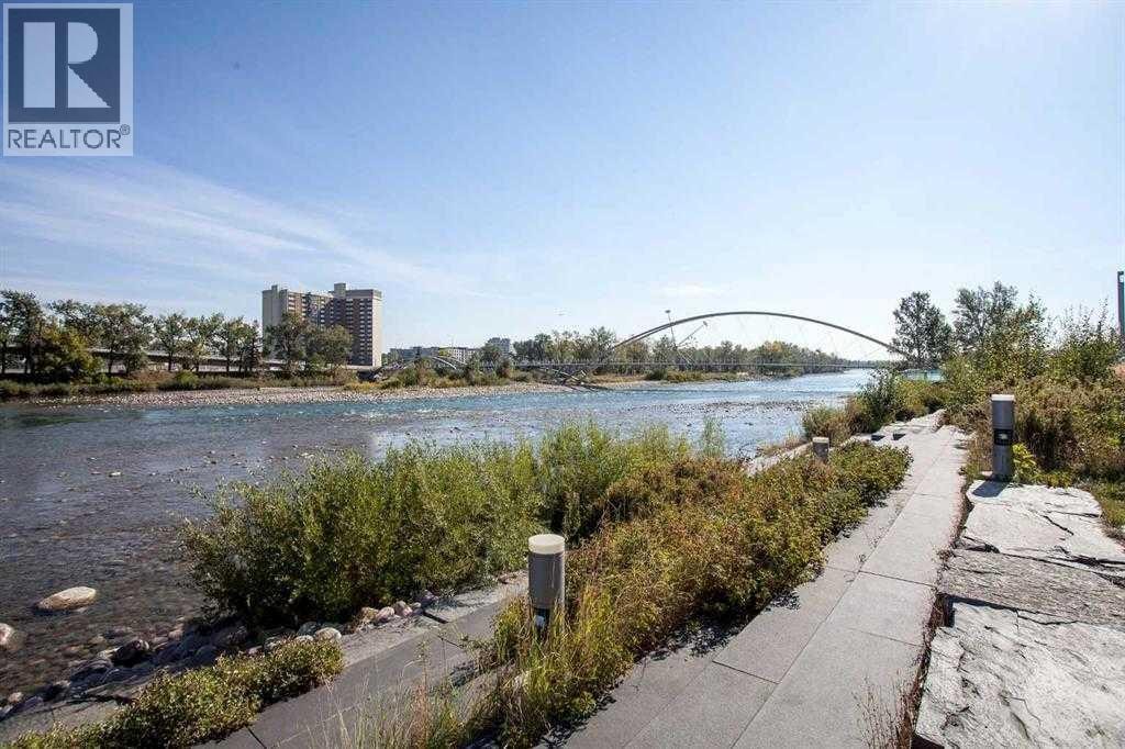 805, 519 Riverfront Avenue SE — photo 37