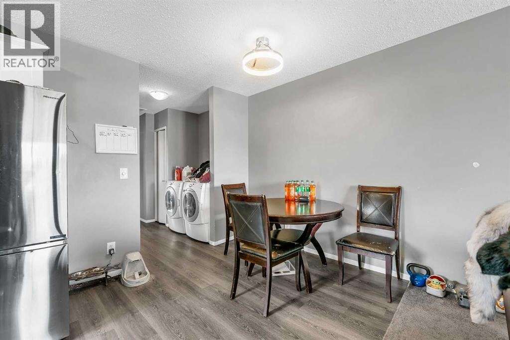 319 Templemont Place NE — photo 8