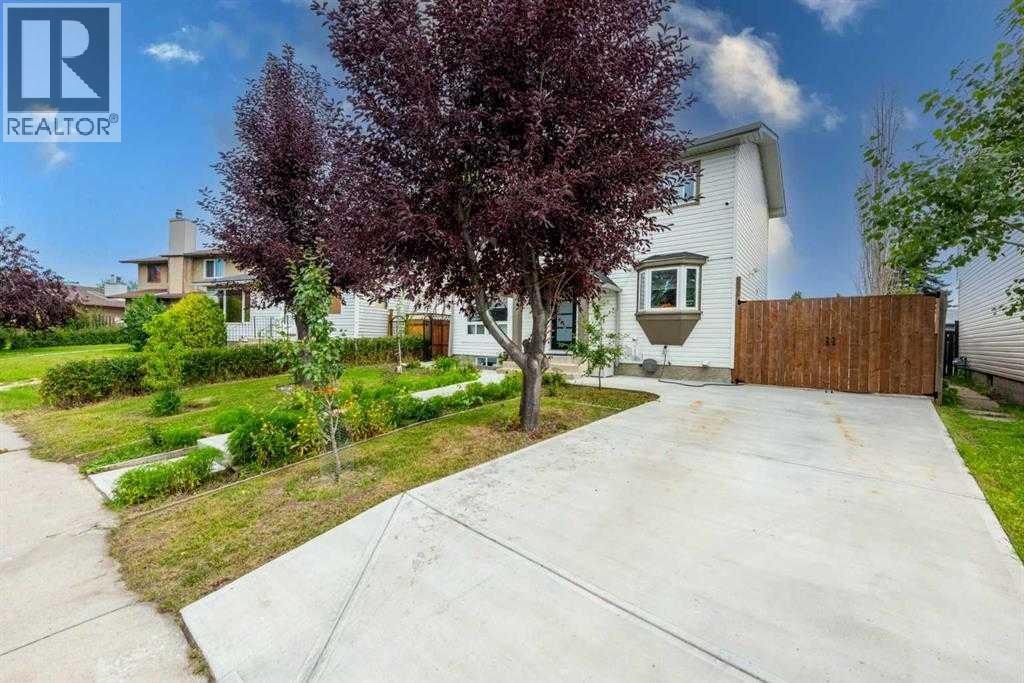 23 Falsby Place NE — photo 2