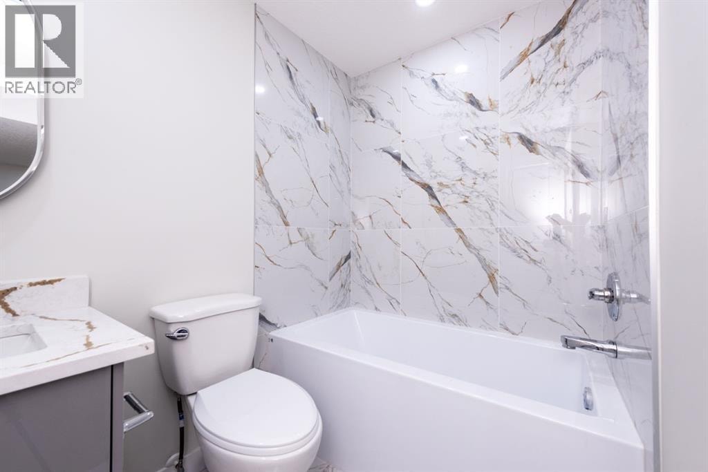 671 Wolf Willow Boulevard SE — photo 42