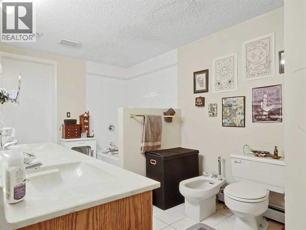 205, 1625 14 Avenue SW — photo 14