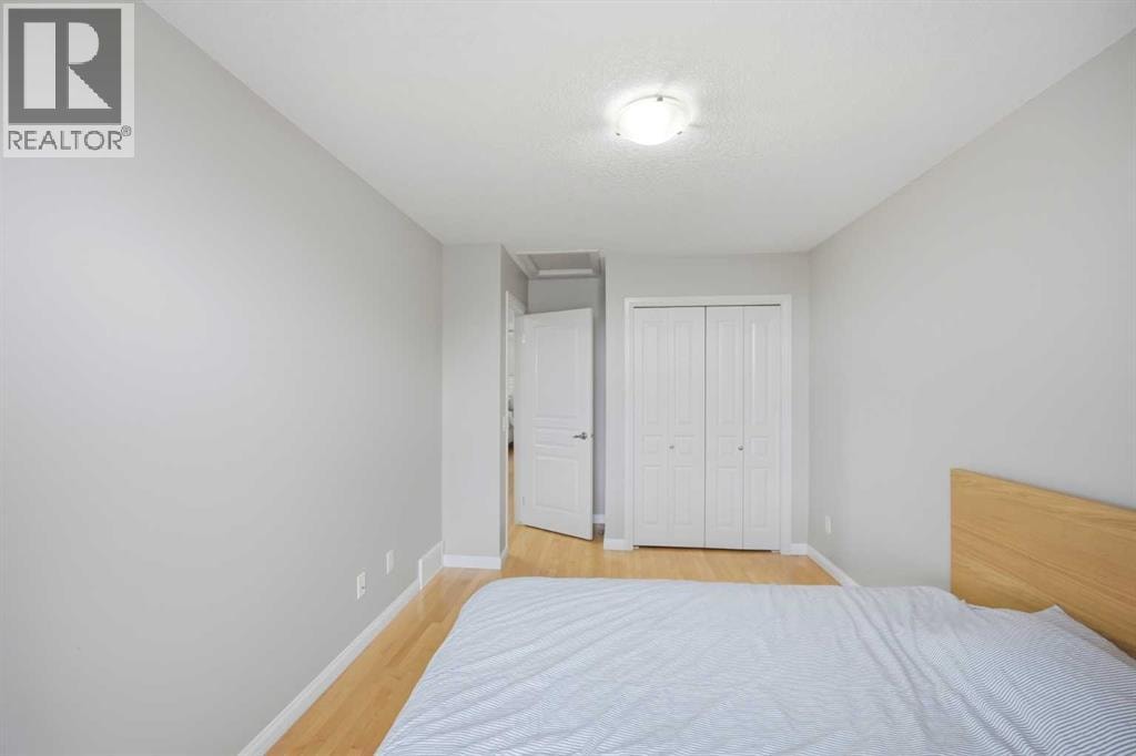 402 Wentworth Villas SW — photo 38