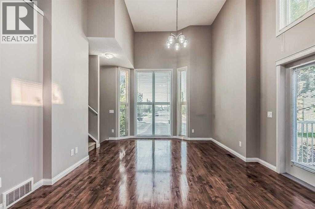 402 Wentworth Villas SW — photo 8