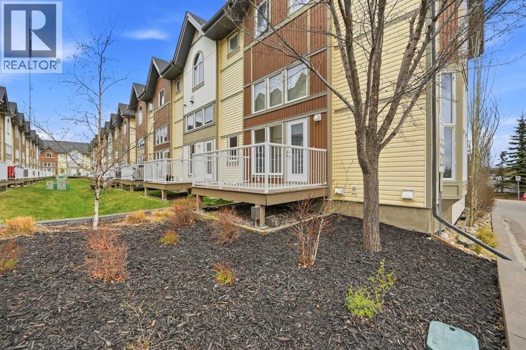 402 Wentworth Villas SW — photo 42