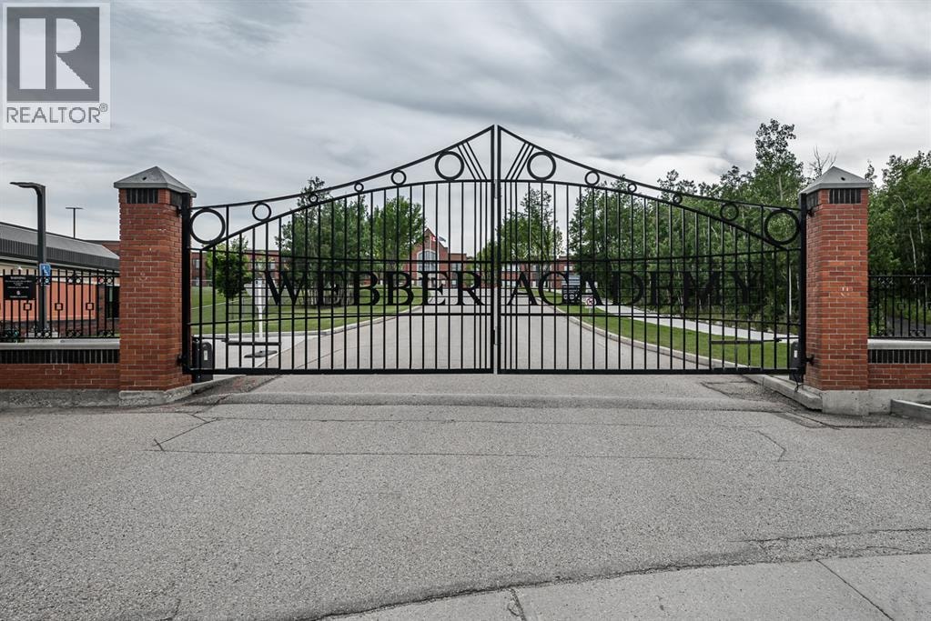 180 ASCOT Drive SW — photo 49