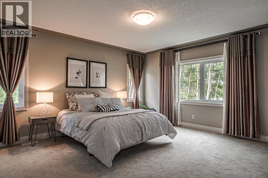 180 ASCOT Drive SW — photo 36
