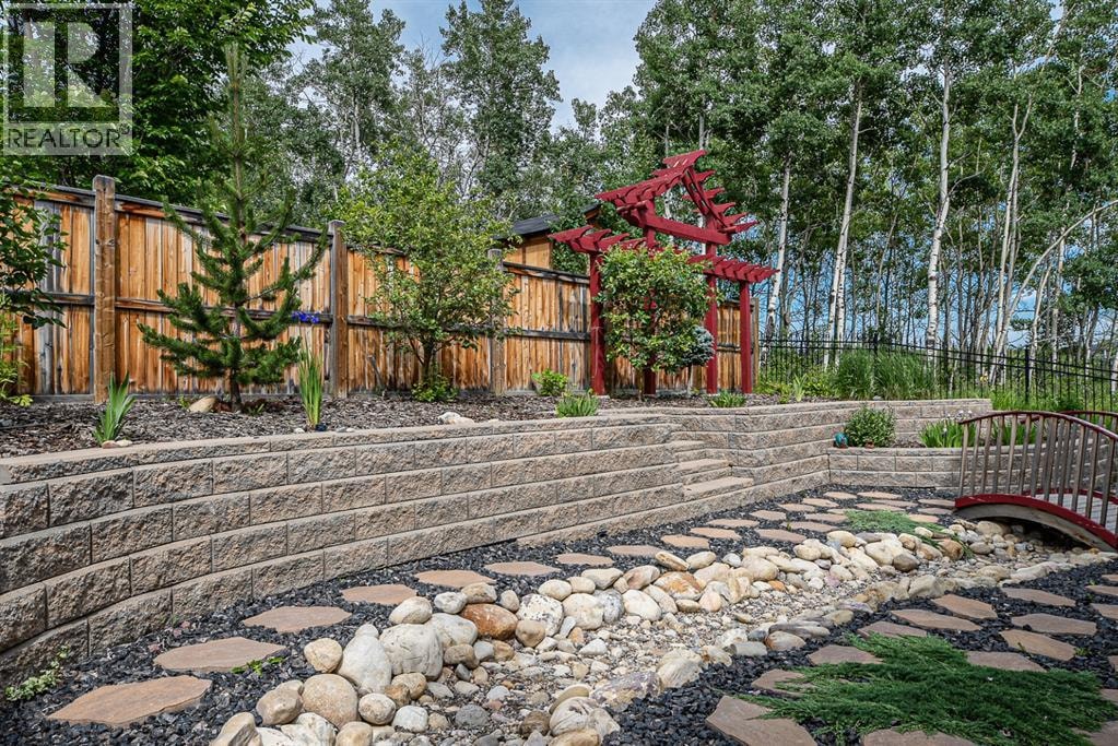 180 ASCOT Drive SW — photo 45
