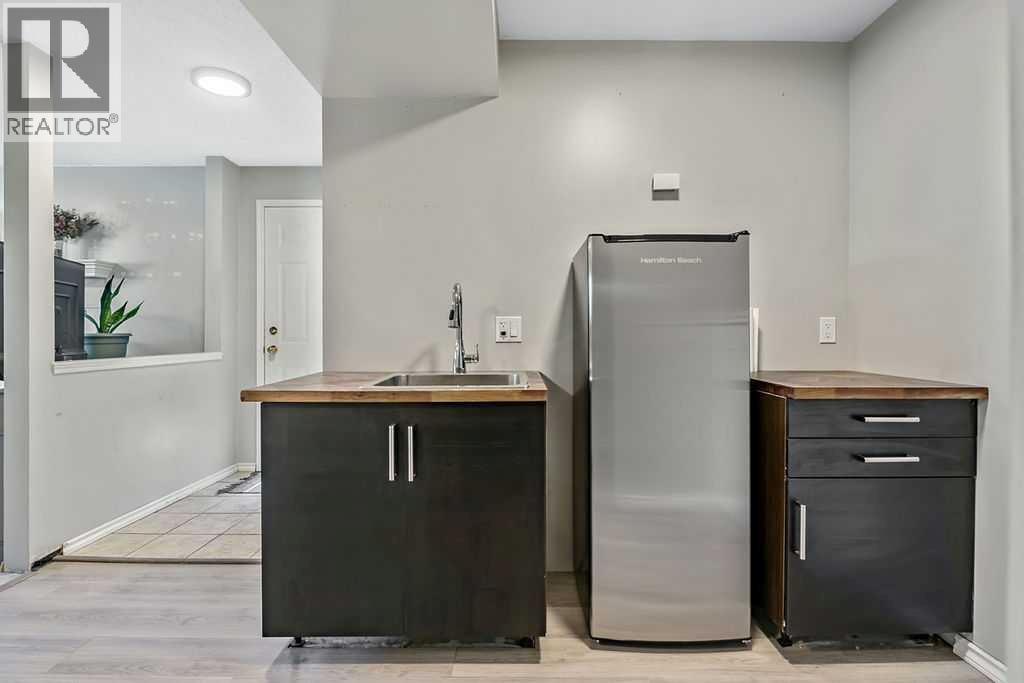 52 Hunters Crescent — photo 26