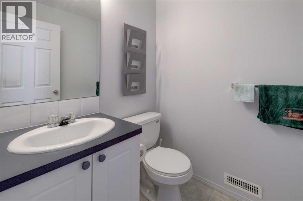179 Saddlemead Green NE — photo 8