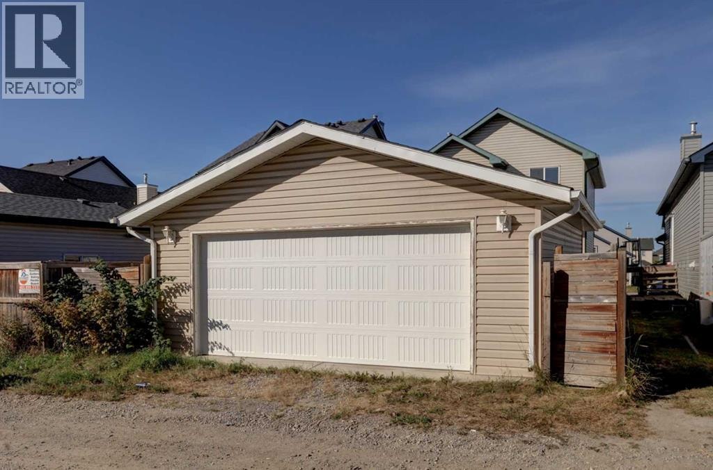 179 Saddlemead Green NE — photo 32