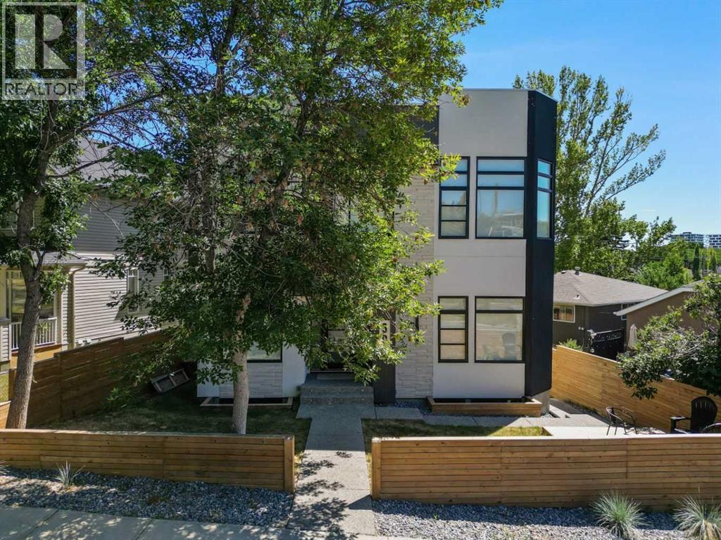 809 Drury Avenue NE — photo 47