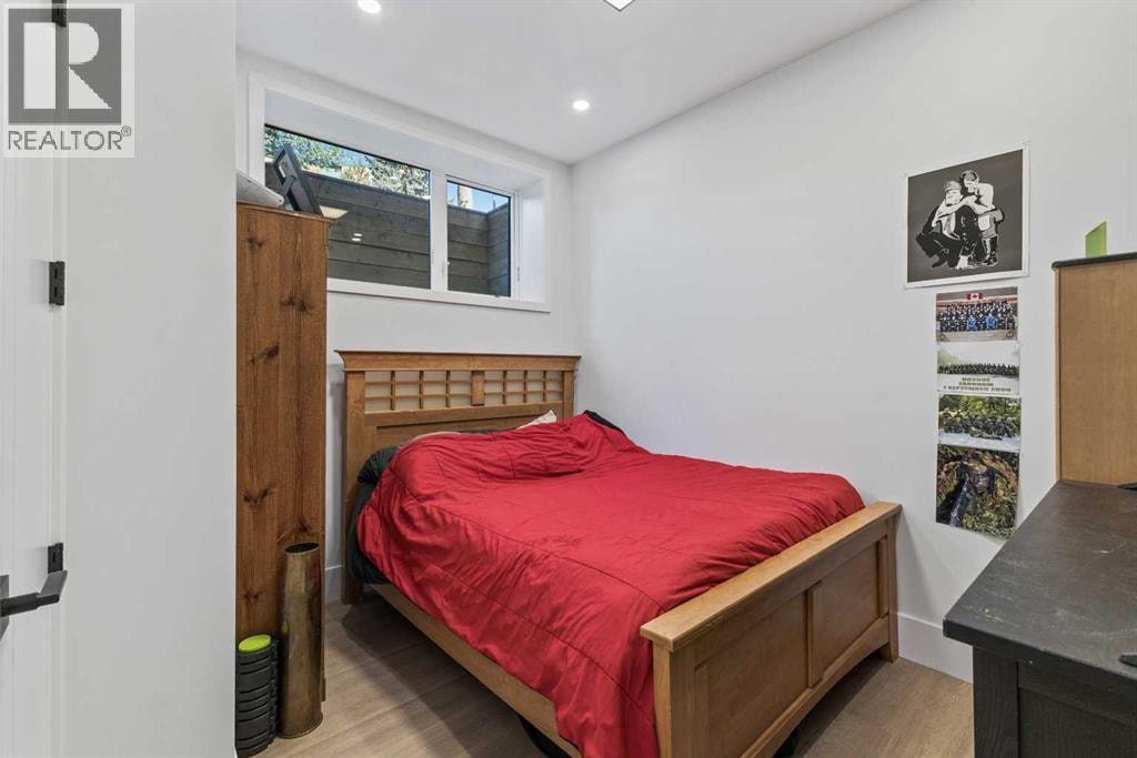 809 Drury Avenue NE — photo 42