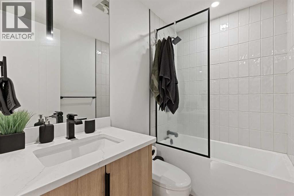 809 Drury Avenue NE — photo 19