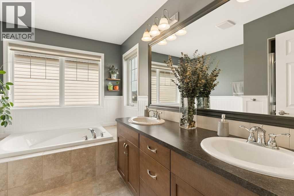 728 Windridge Road SW — photo 35