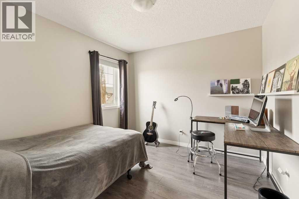 728 Windridge Road SW — photo 44