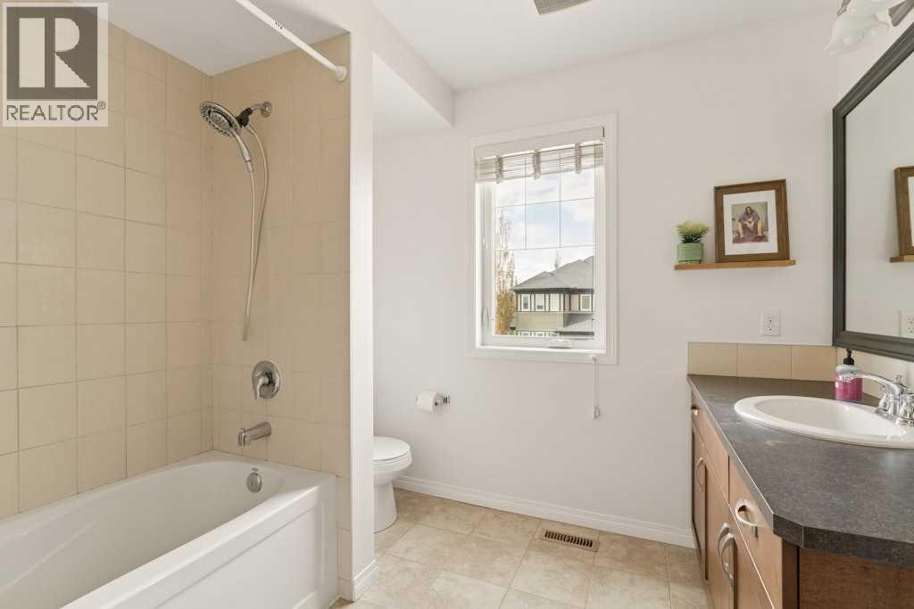 728 Windridge Road SW — photo 45