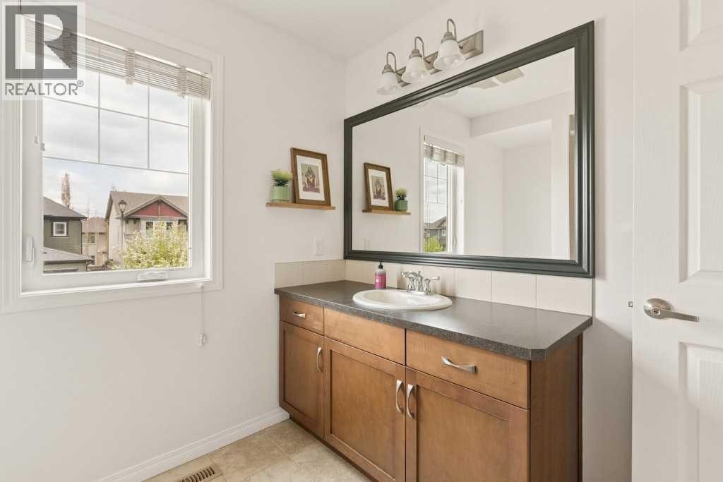 728 Windridge Road SW — photo 46