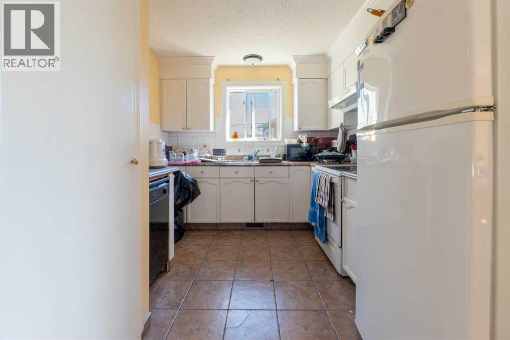 27 Erin Grove Court SE — photo 9