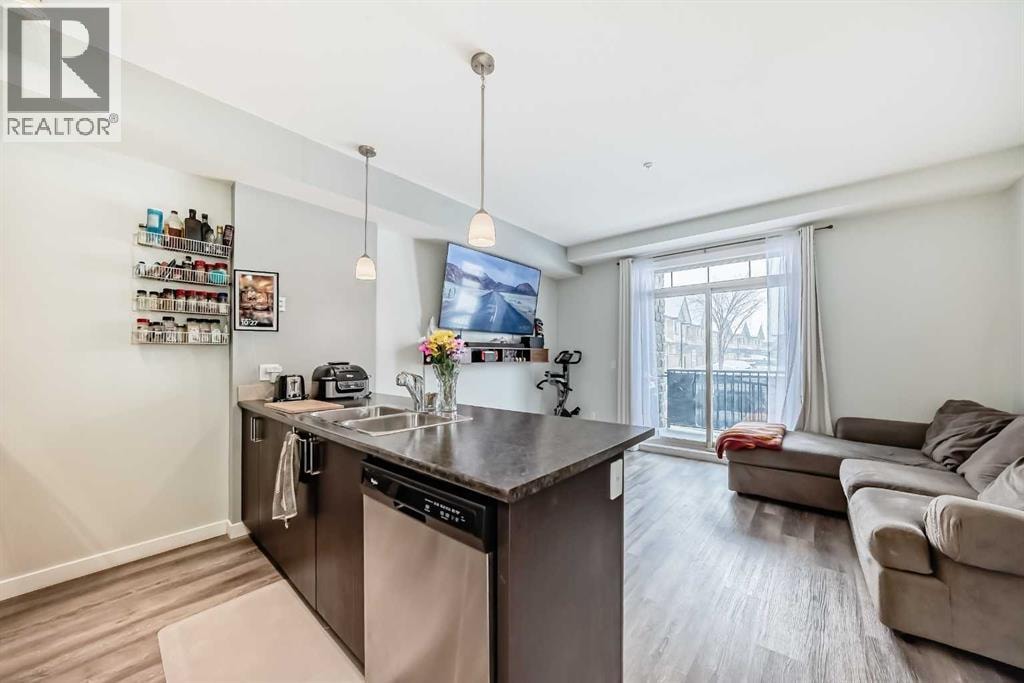 101, 117 Copperpond Common SE — photo 10