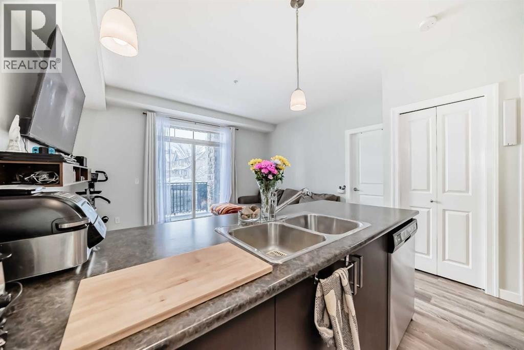 101, 117 Copperpond Common SE — photo 12