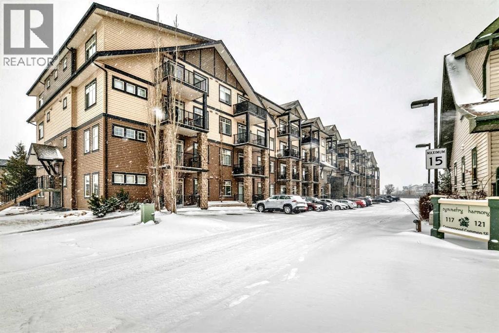 101, 117 Copperpond Common SE
