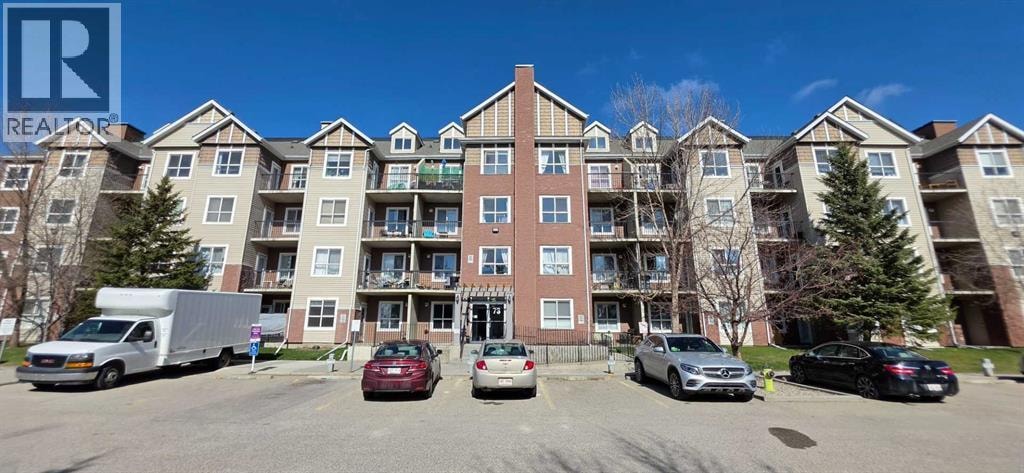 1206, 73 Erin Woods Court SE — photo 1