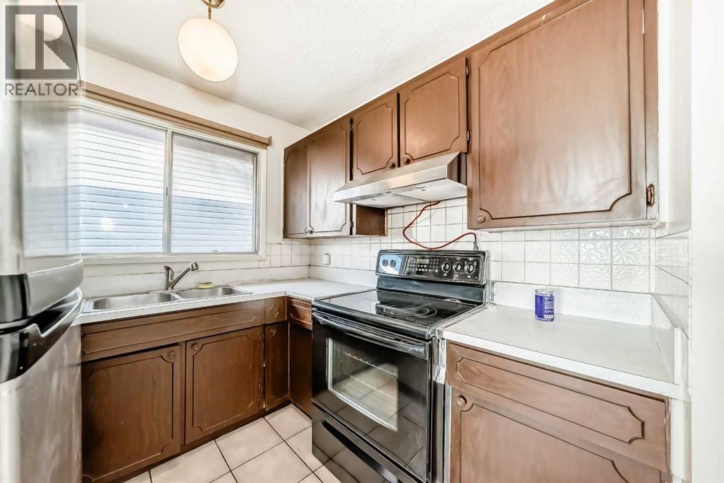 703 58 Street SE — photo 5