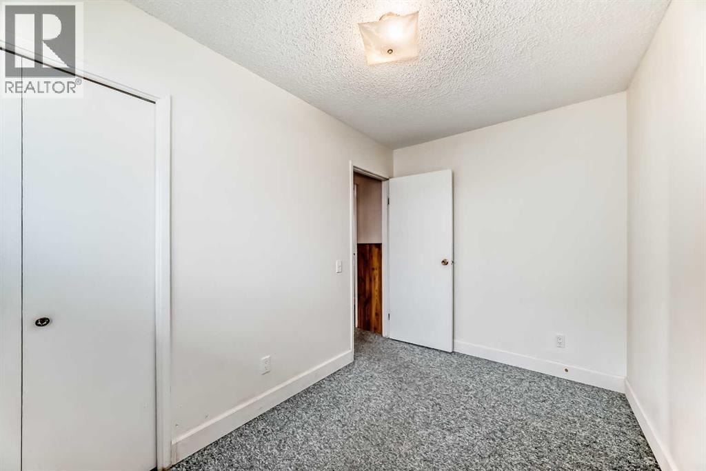 703 58 Street SE — photo 13