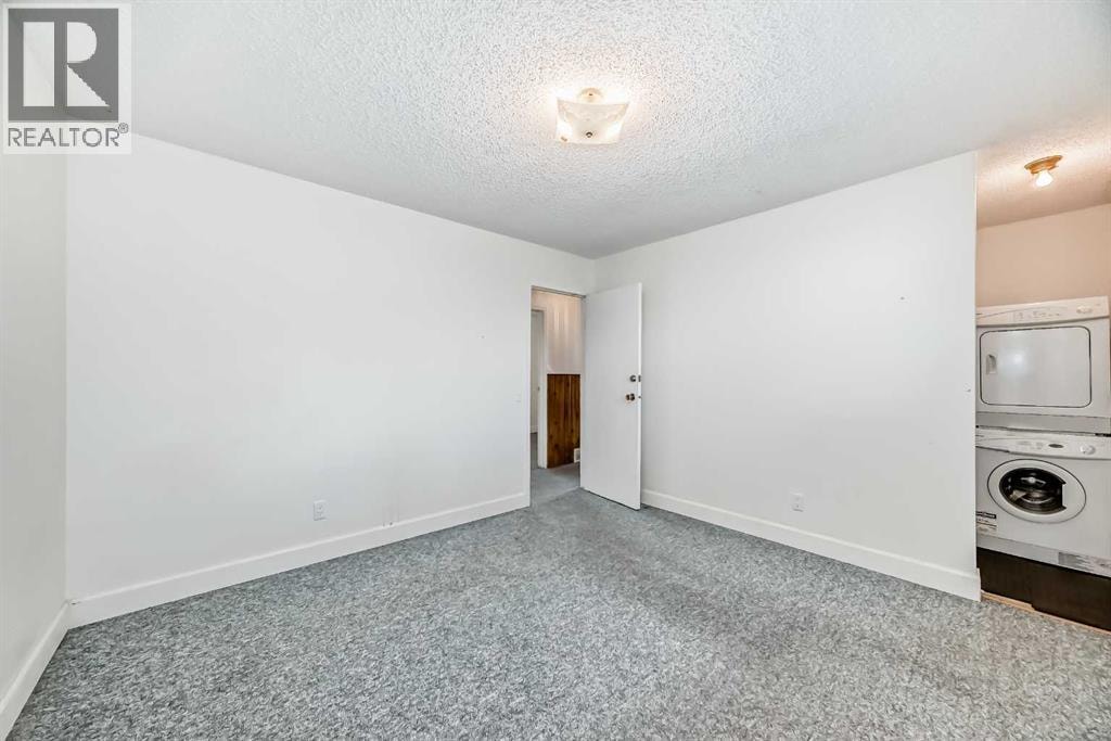 703 58 Street SE — photo 11