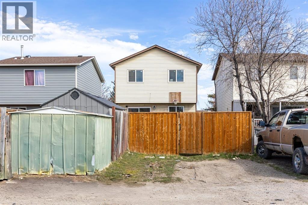 13 Martindale Boulevard NE — photo 36