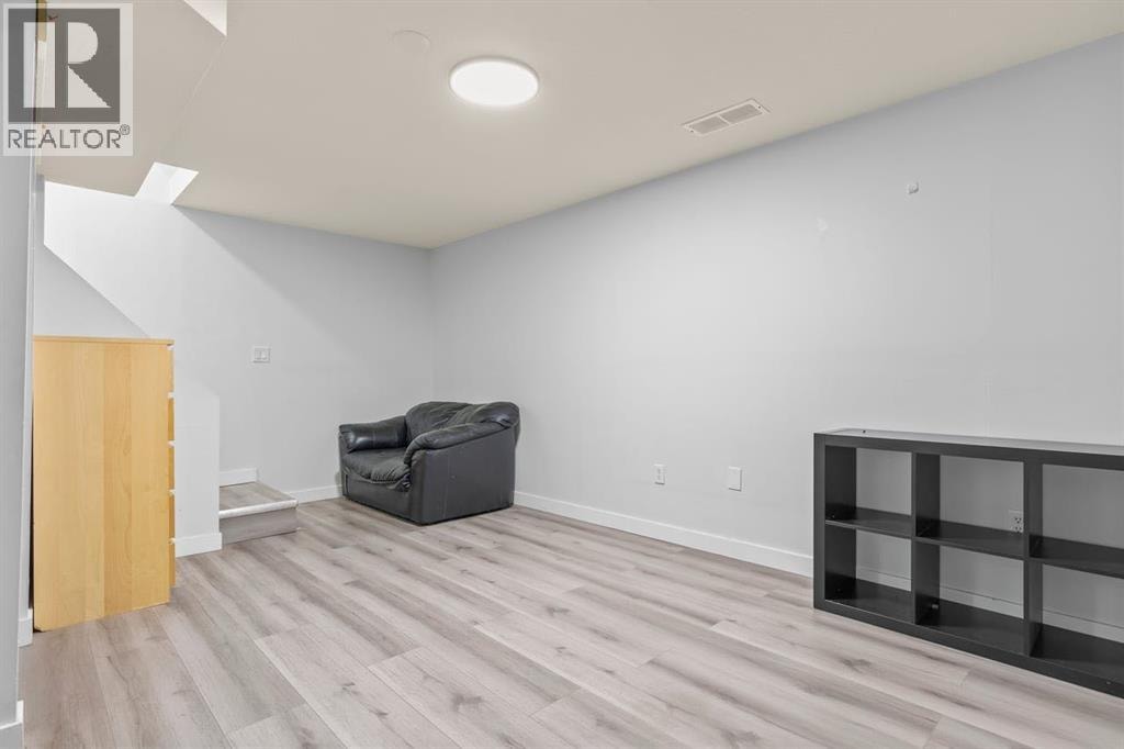13 Martindale Boulevard NE — photo 29