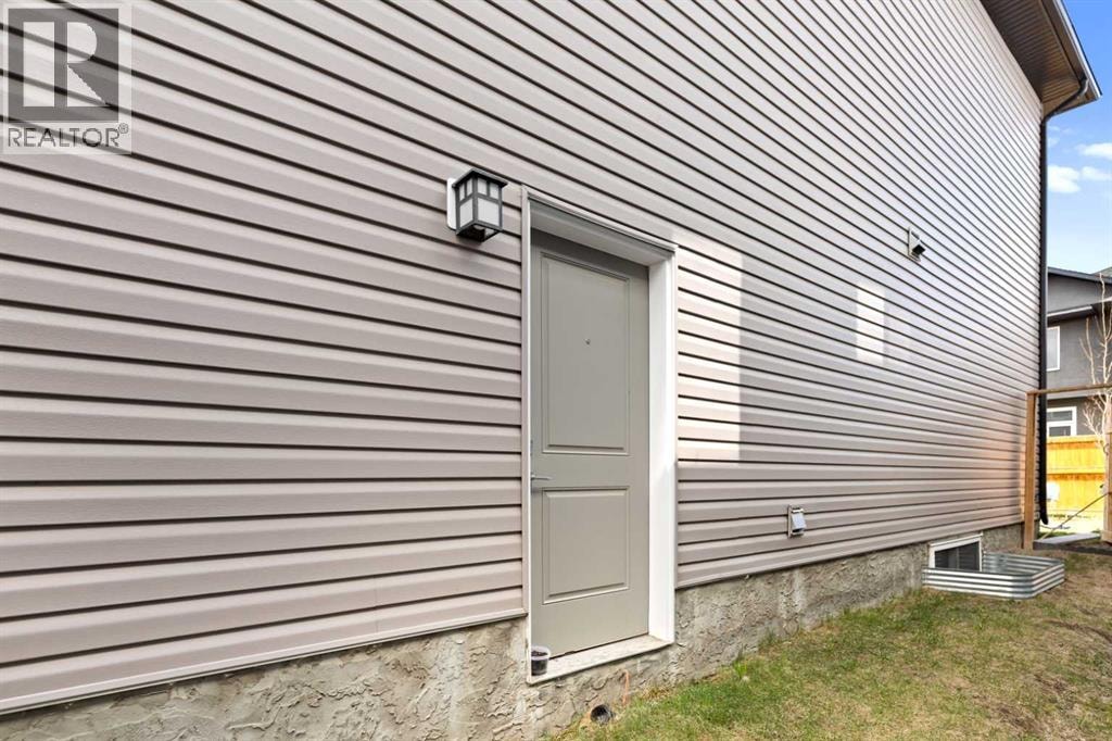 439 Bayview Way SW — photo 5