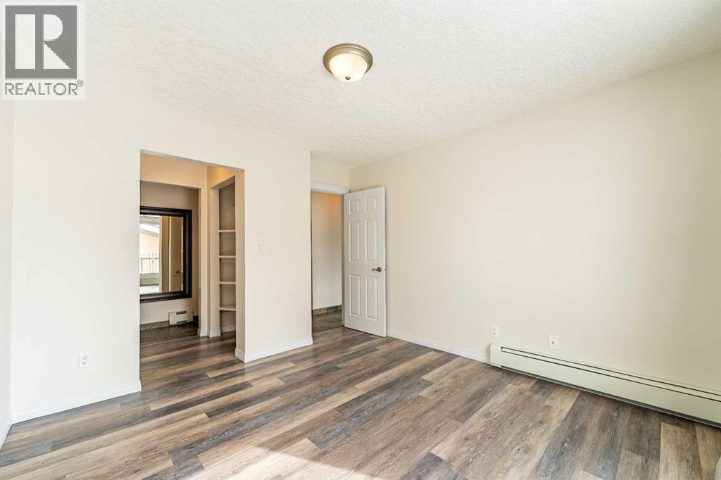 135 27 Avenue NE — photo 11
