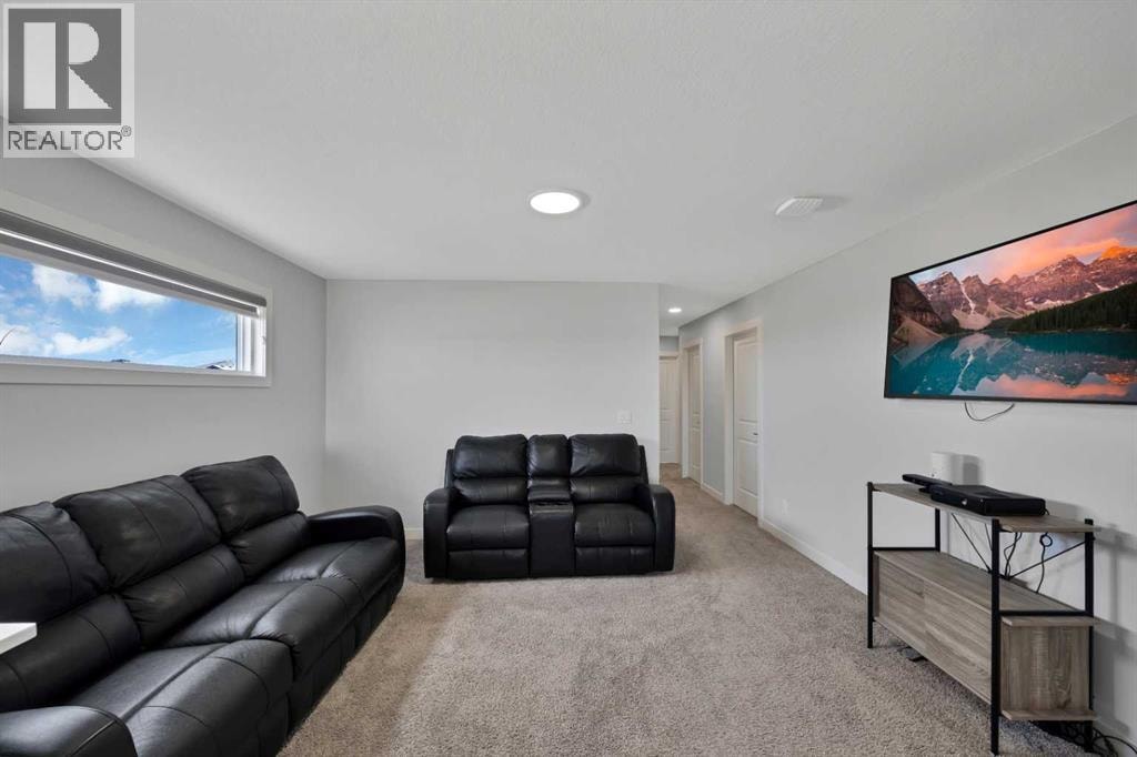 678 Cornerstone Avenue NE — photo 27