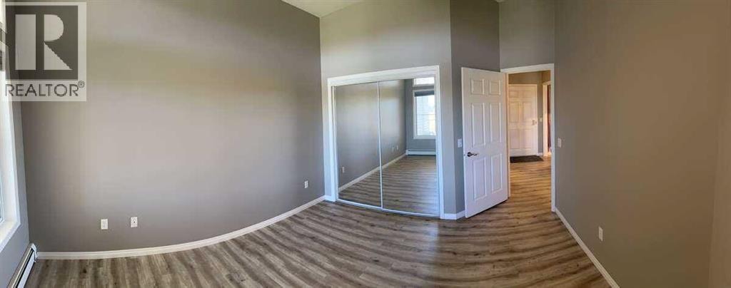 403, 305 1 Avenue NW — photo 8