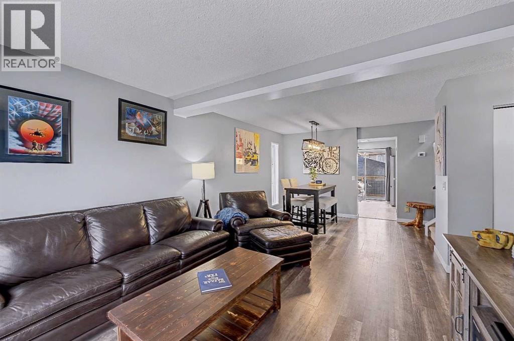 339 Coverdale Court NE — photo 6