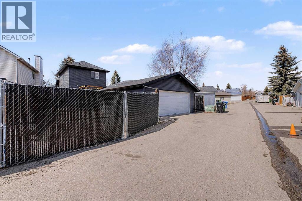 339 Coverdale Court NE — photo 40