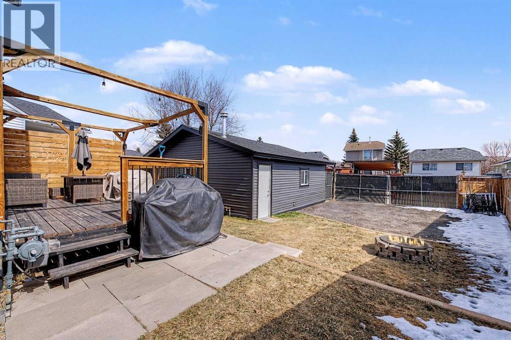 339 Coverdale Court NE — photo 30