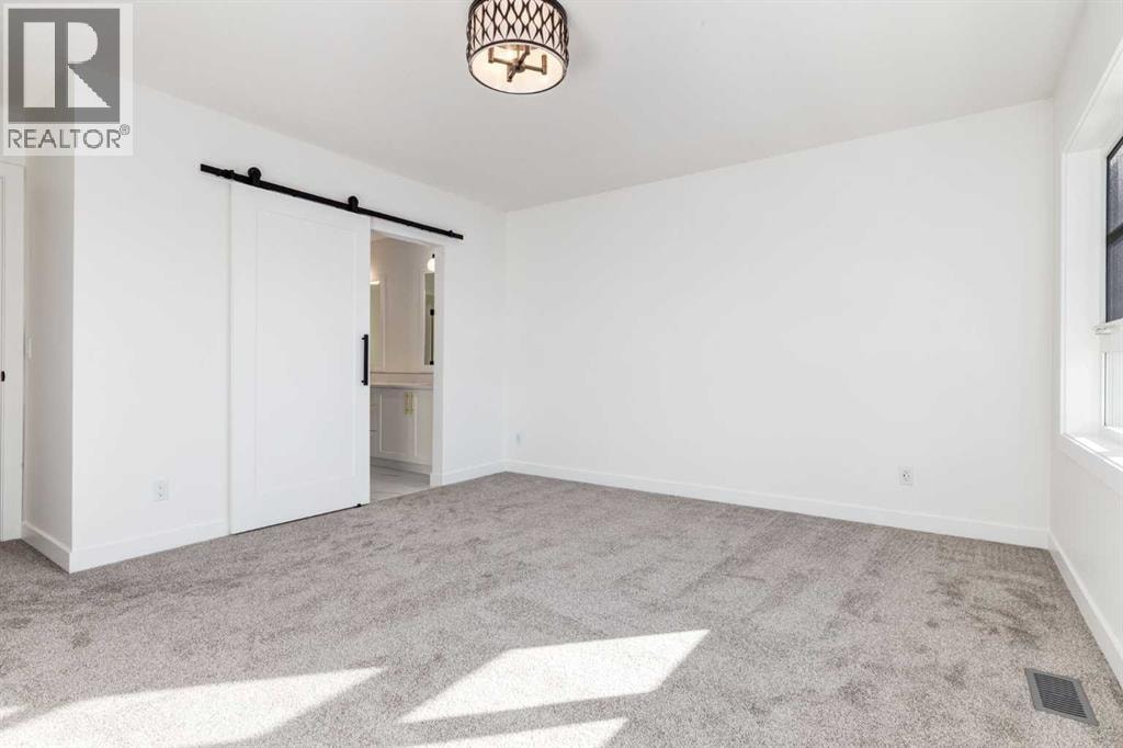 2520 21 Avenue SW — photo 21