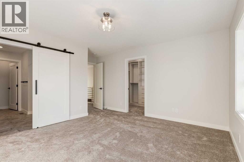 2516 21 Avenue SW — photo 11