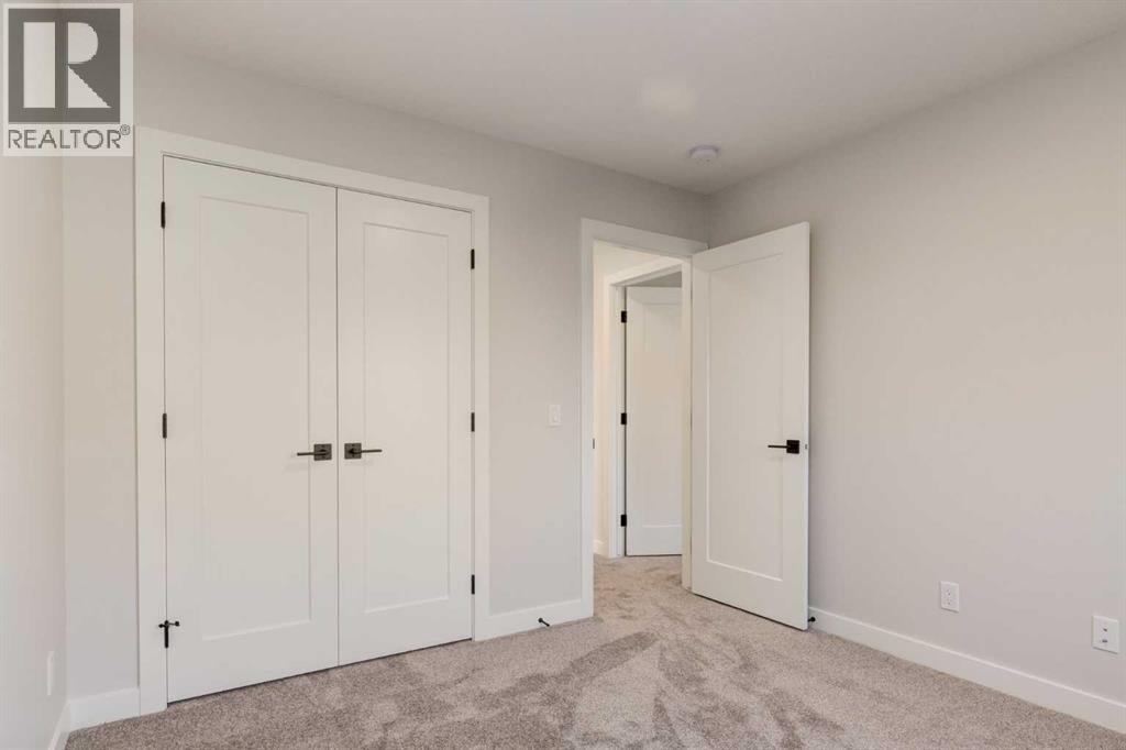 2516 21 Avenue SW — photo 16