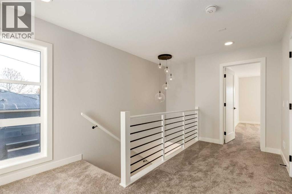 2516 21 Avenue SW — photo 10