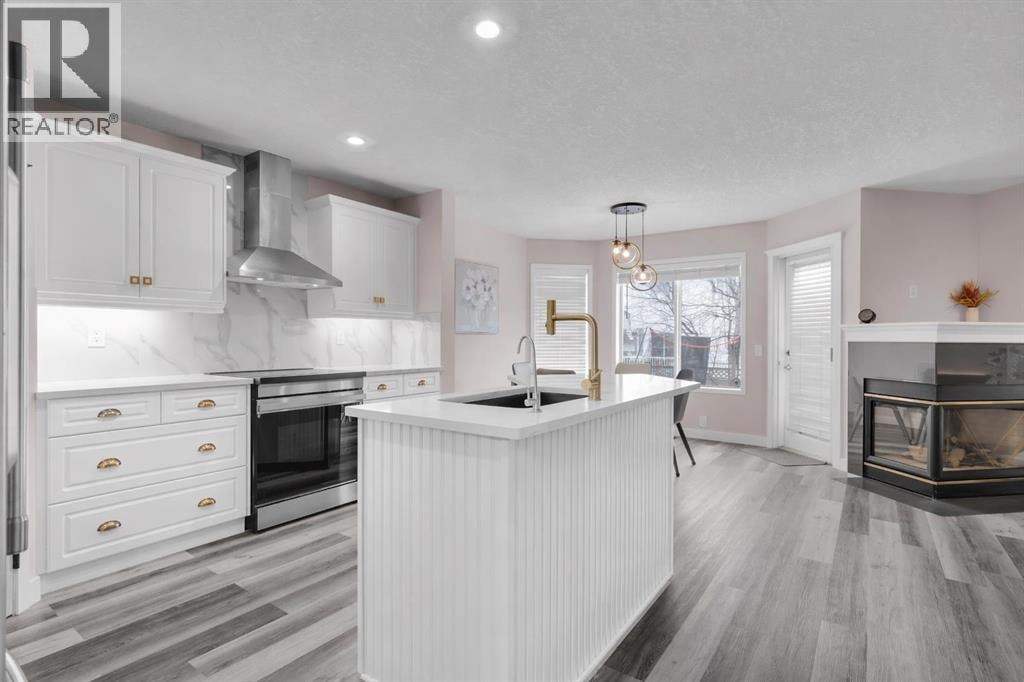 6 Douglas Woods Bay SE — photo 11