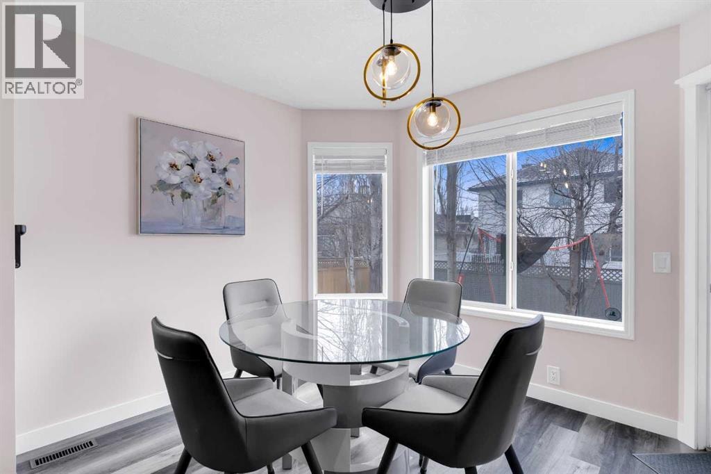 6 Douglas Woods Bay SE — photo 12