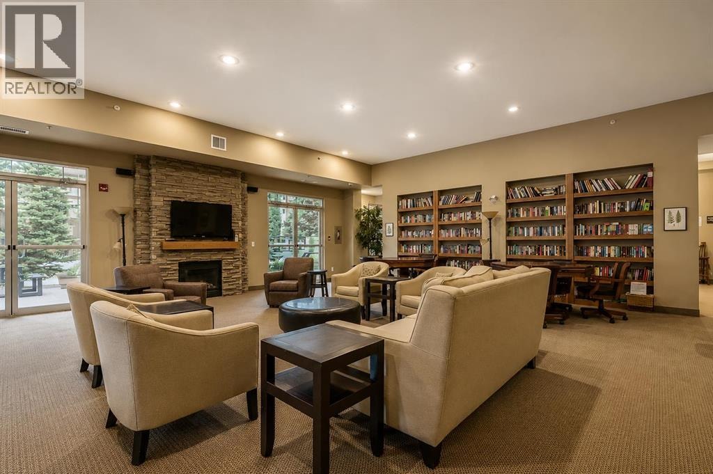 3407, 92 Crystal Shores Road — photo 33